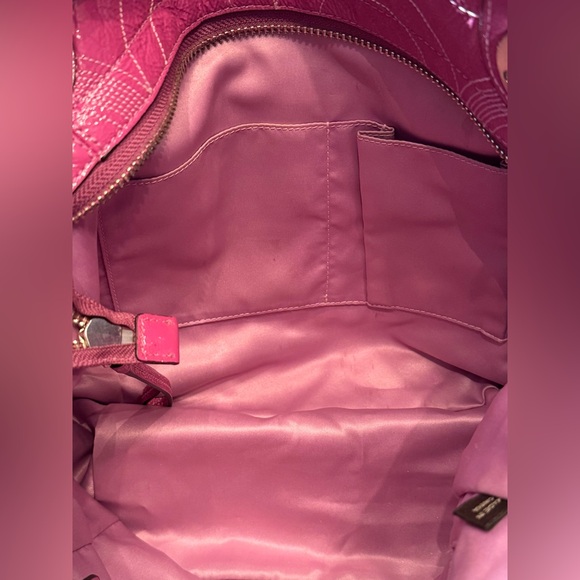 Coach Alex Patent Leather Stitched Tote Bag Purse 
*Authentic* - Picture 9 of 10